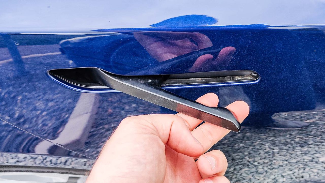 Tesla Model 3 door handle