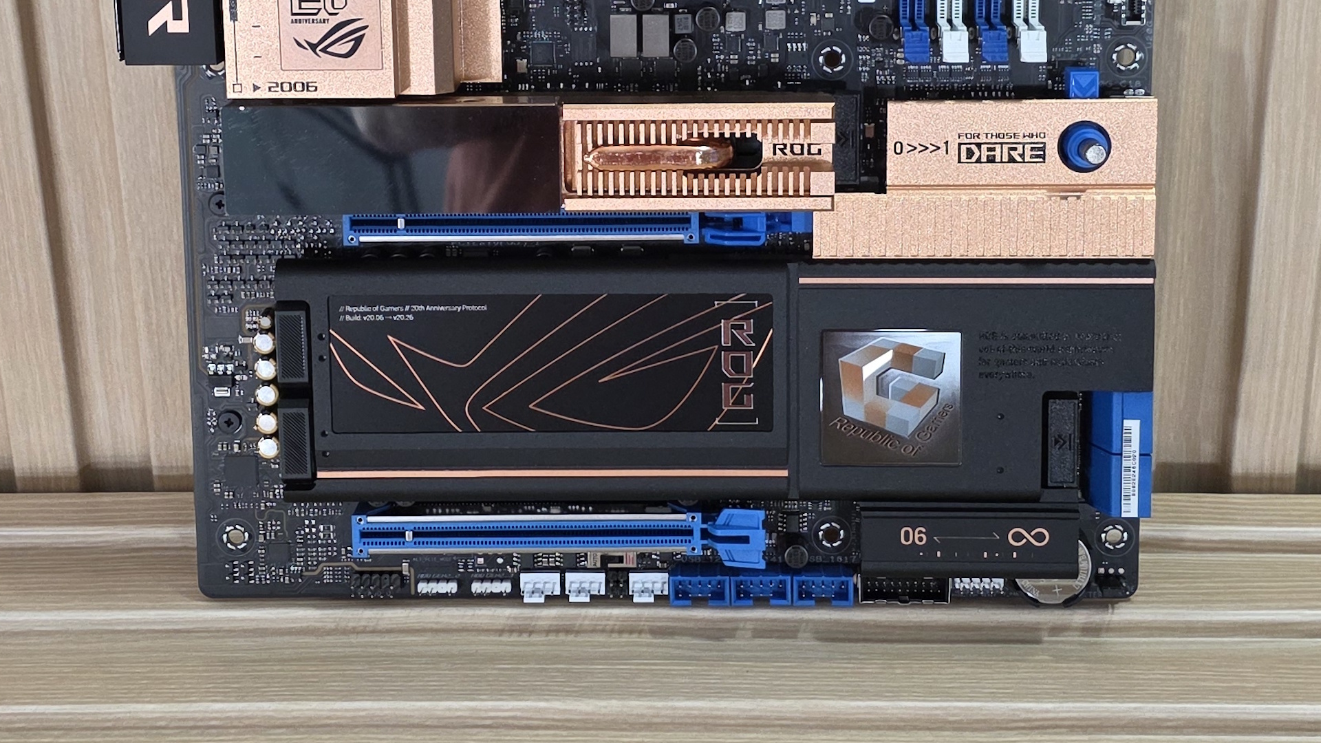 Asus ROG Crosshair 2006 - Bottom half