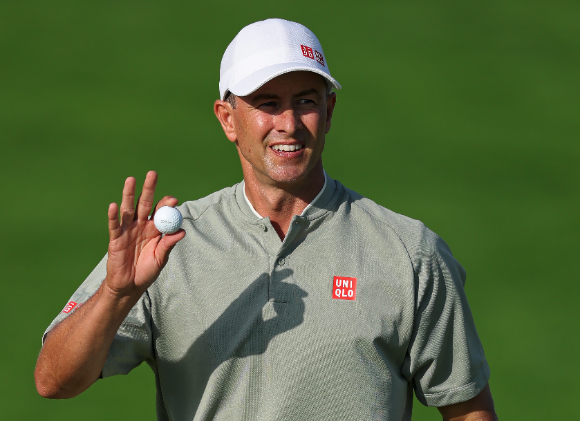 Adam Scott acknowledges the crowd at the US Open