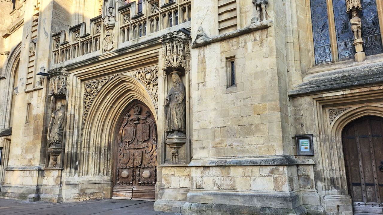 A photo taken using the Samsung Galaxy Z Flip4 camera of the ornate front of an abbey in the daytime