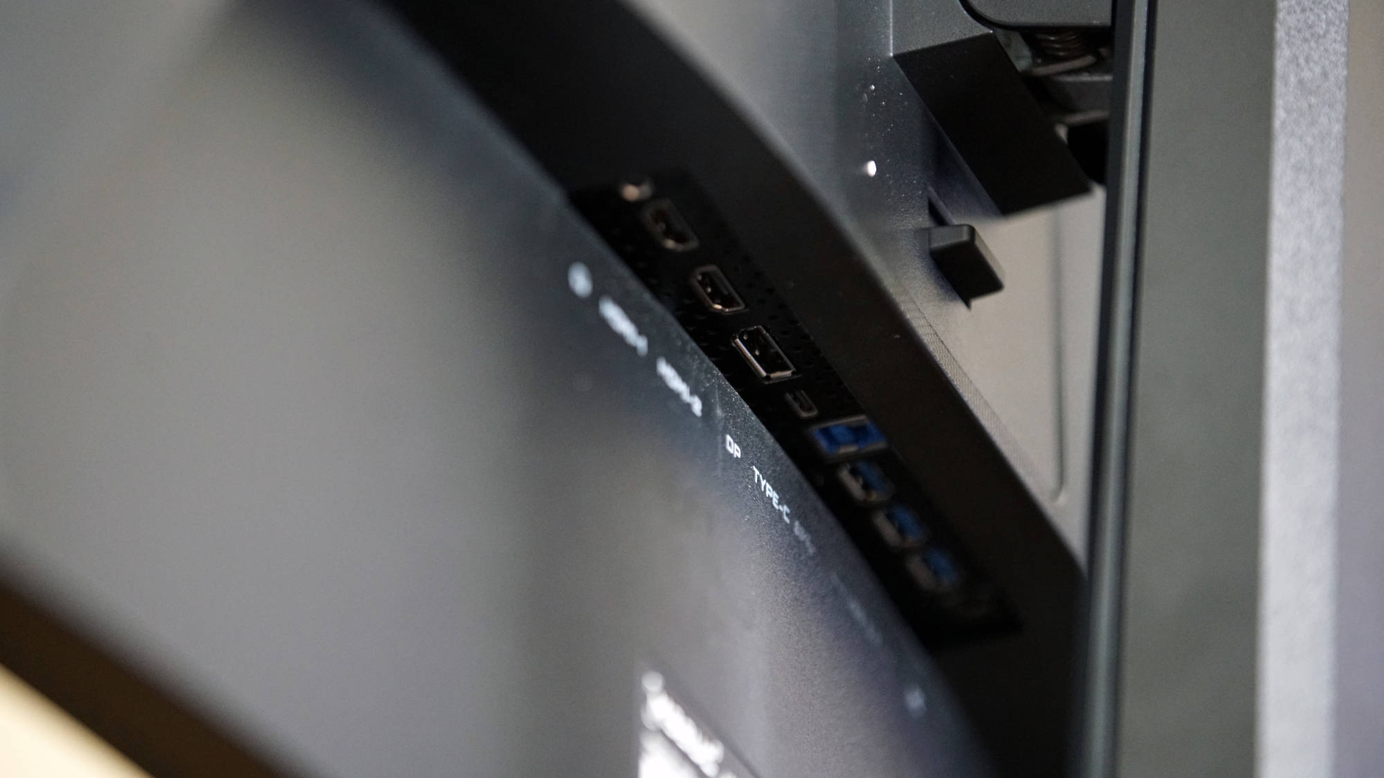 The hinge on a Gigabyte M32UC gaming monitor