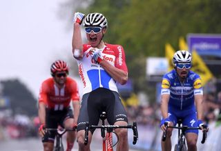 Mathieu van der Poel (Corendon-Circus) gets the better of Sunweb's Michael Matthews and Deceuninck-QuickStep's Julian Alaphilippe to win the 2019 Brabantse Pijl