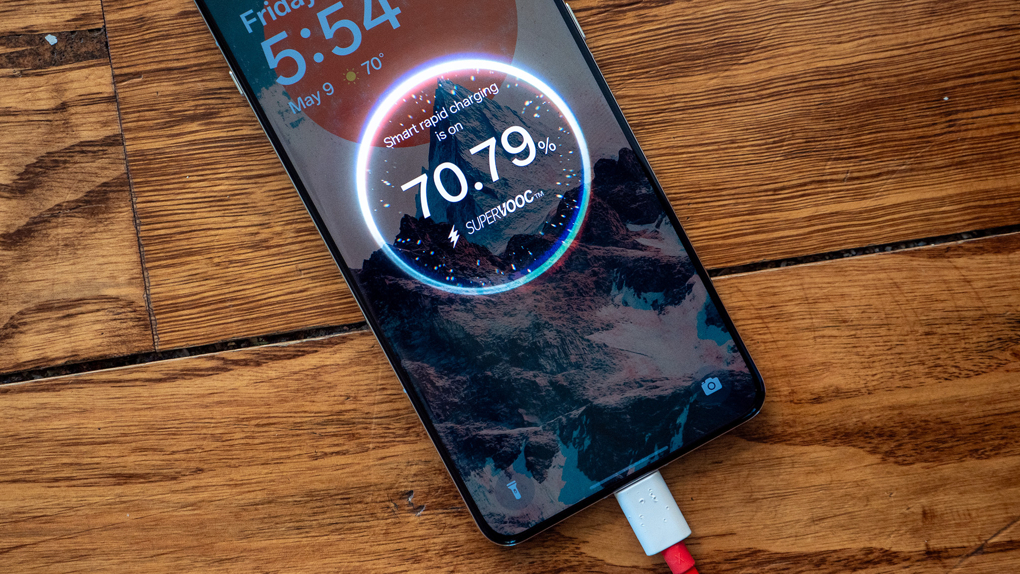 Fast-charging the OnePlus 13