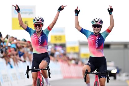 Kasia Niewiadoma and Neve Bradbury at the Tour de Suisse women