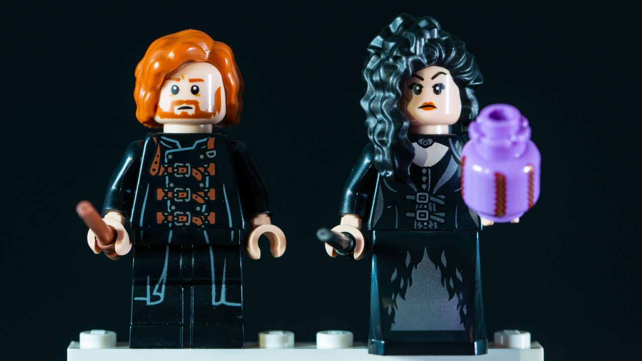 The Lego Harry Potter Gringotts Wizarding Bank, Dragomir and Bellatrix Minifigures