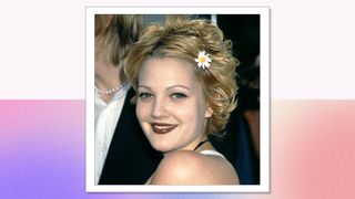 Drew Barrymore with ultra thin eyebrows, a big trend in Y2K
