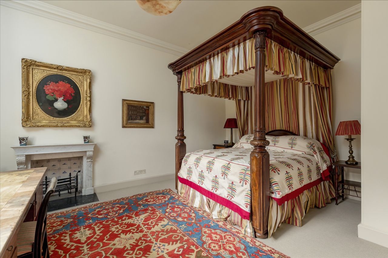 Images of a propety in Royal Terrace, Edinburgh