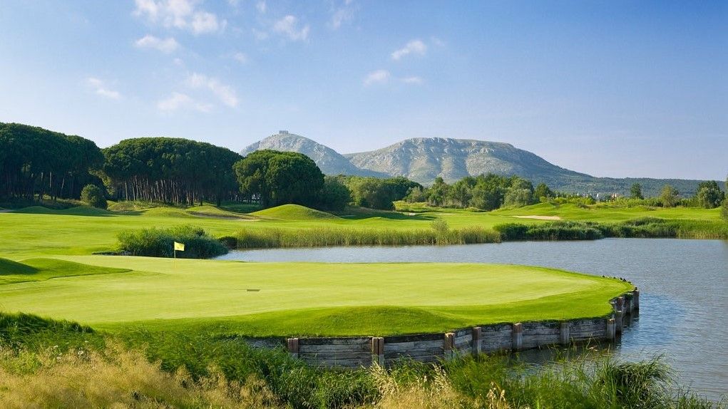 Emporda Golf Forest course 9th hole 