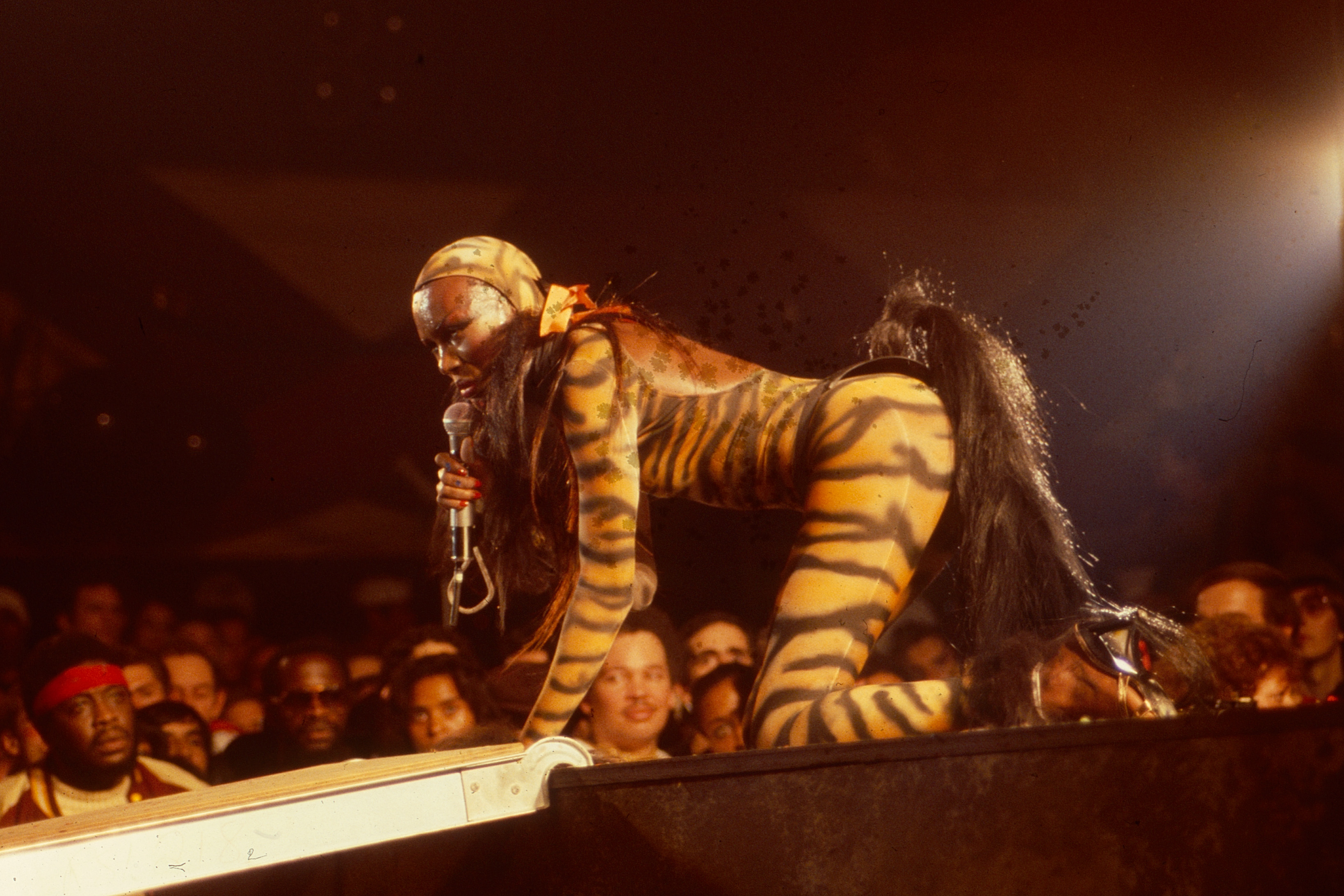 costume - grace jones