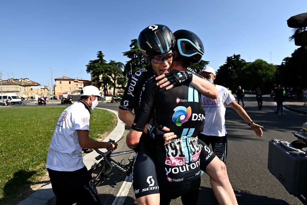 Foto Fabio Ferrari / LaPresse
18 Maggio 2022 Santarcangelo di Romagna
sport ciclismo
Giro d'Italia 2022 - edizione 105
Tappa 11 Santarcangelo di Romagna - Reggio Emilia
Nella foto: -
Photo Fabio Ferrari / LaPresse
May 18, 2022 Santarcangelo di Romagna
sport Cycling
Giro d'Italia 2022 - 105th edition
Stage 11 Santarcangelo di Romagna - Reggio Emiliai
In the pic: -