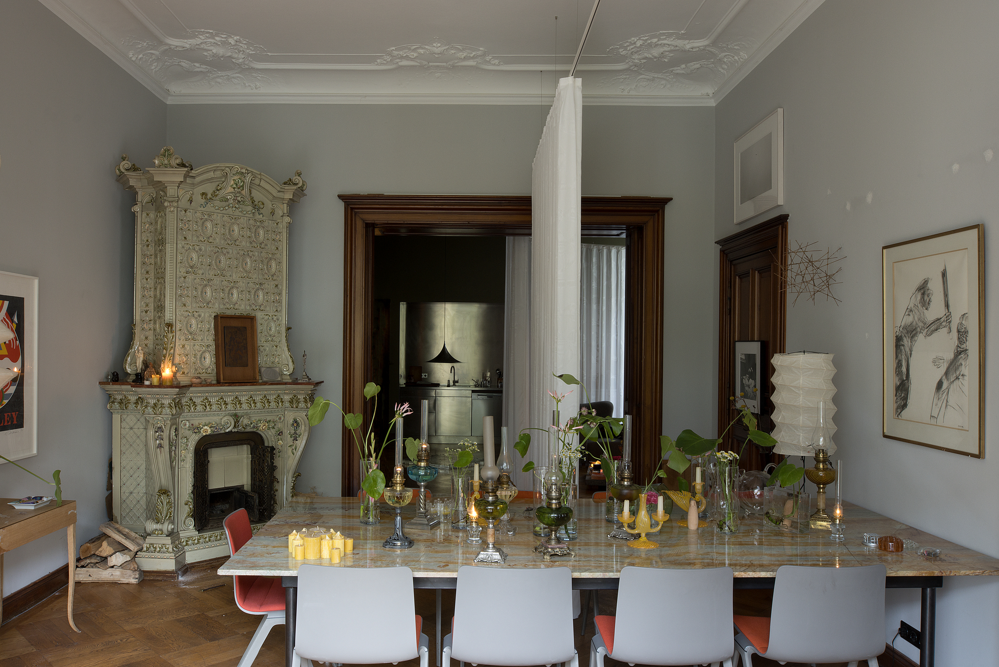 Kvadrat Curtains by Dahn Vo