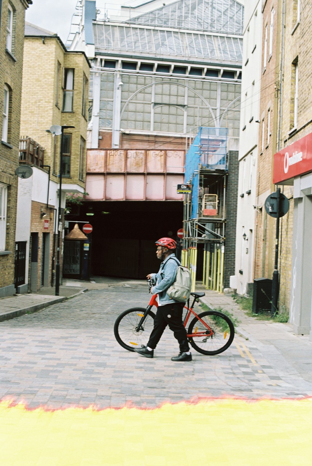 Sample photograph taken with Kodak Ektacolor Pro 160 35mm film