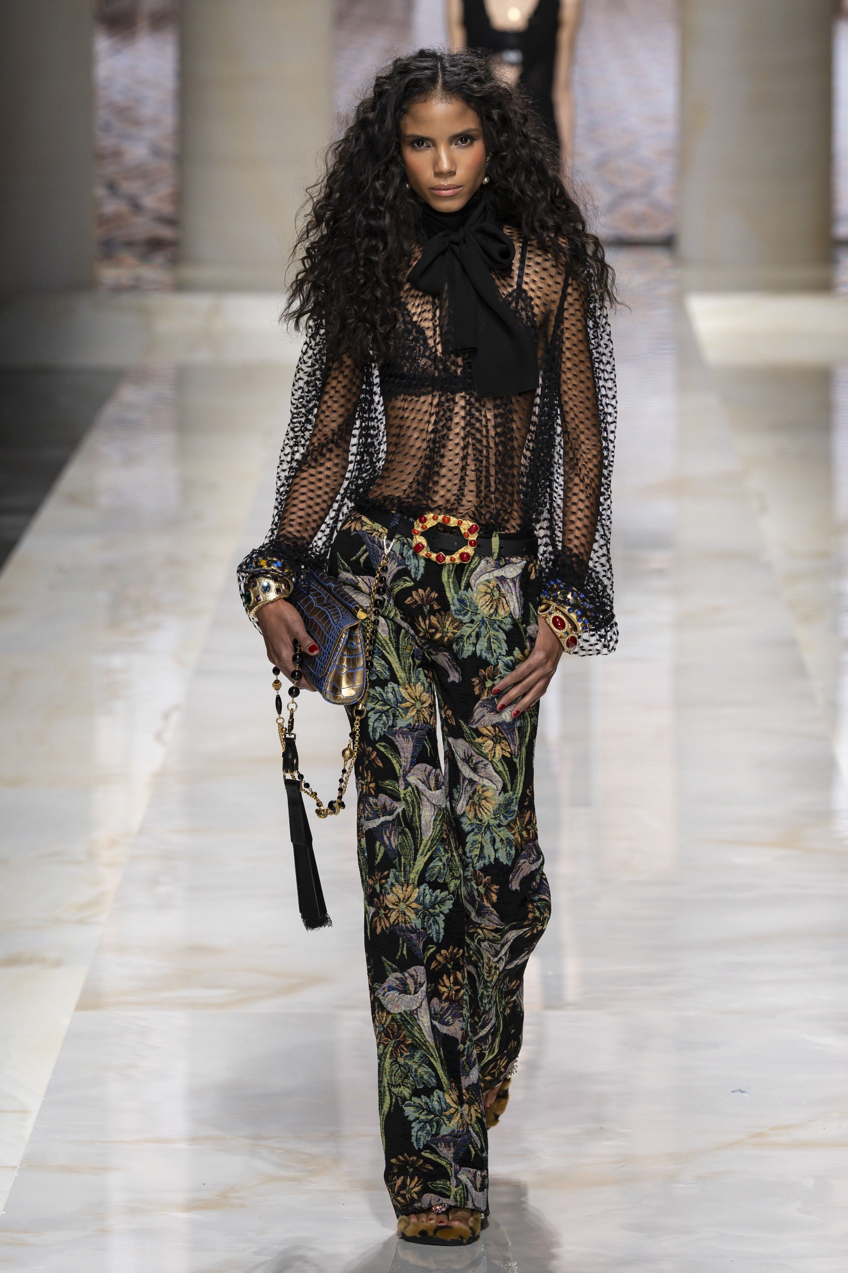 dolce &amp;amp; gabbana runway