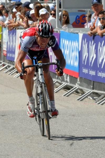 Greg Van Avermaet (Silence-Lotto) comes in fifth, six seconds down.