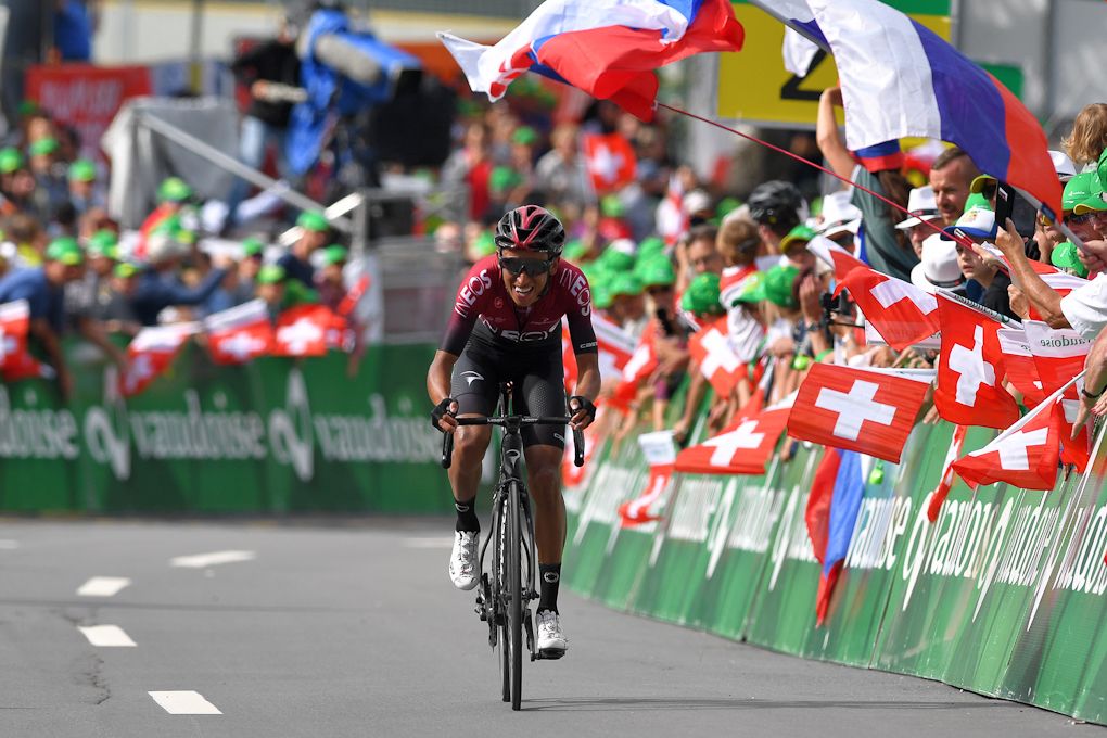 Egan Bernal finishes stage 6 at Tour de Suisse