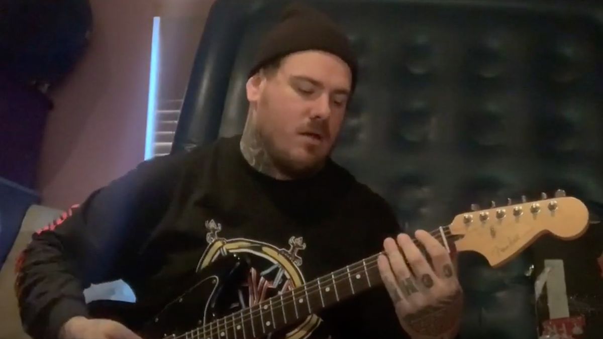 Sick Riffs Sick Riffs: Matt 'Real Bad' Rogers teaches you the powerchord chug-fest ...