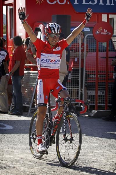 Joaquim Rodriguez (Katusha) wins the stage