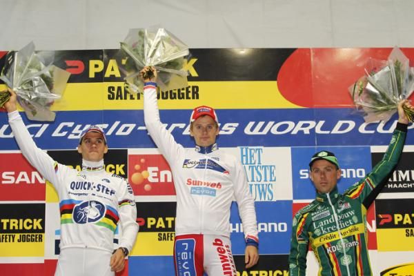 Kevin Pauwels (Sunweb - Revor) on top o the podium