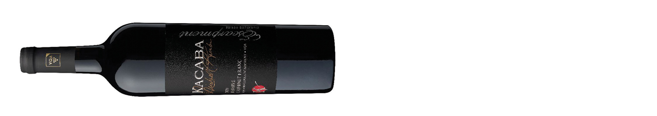 DEC294.dwwa_spread.10_kacaba_signature_series_reserve_cabernet_franc_2020.jpg.jpg