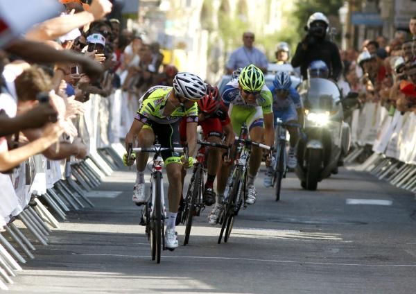 Visconti gets ready to start the sprint