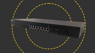 The D-Link Switch on the ITPro background