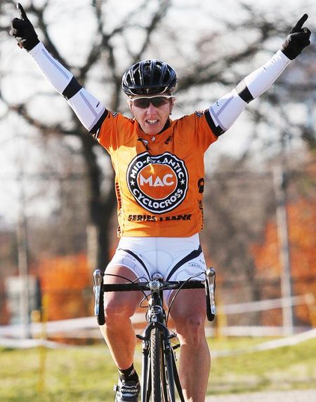 Winning today's race as well as the 2010 MAC series, Laura Van Gilder (C3 - Athletes Serving Athletes) shows us what a true champion looks like.