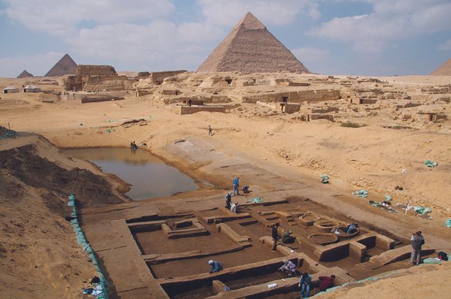 Ruins Of Bustling Port Unearthed At Egypt's Giza Pyramids | Live Science