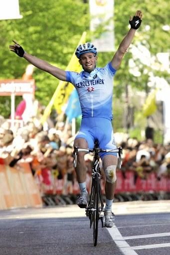 Stefan Schumacher (Gerolsteiner) wins his only Amstel Gold Race