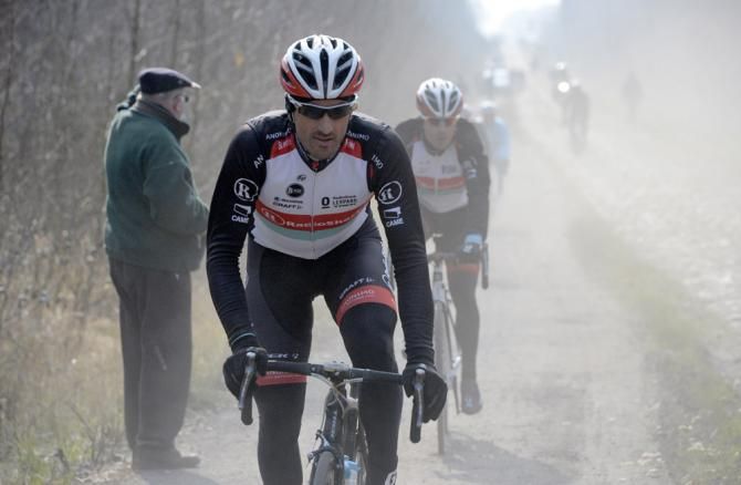 A dusty outing in the Arenberg forest for Fabian Cancellara (RadioShack Leopard)
