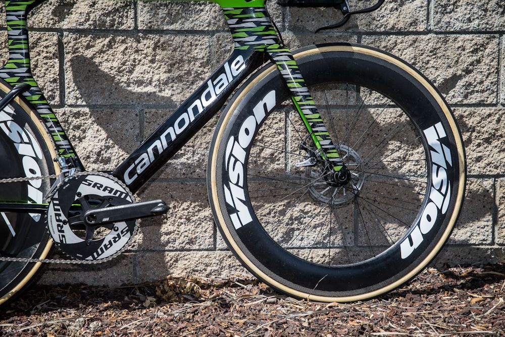 The Vision Metron 81 on the front of Murphy's bike.