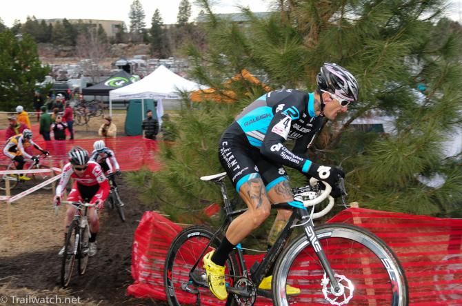 Ben Berden (Raleigh Clement) chasing Trebon