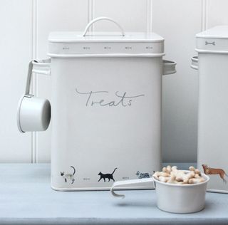 Purrfect Pet Treats Tin by Sophie Allport