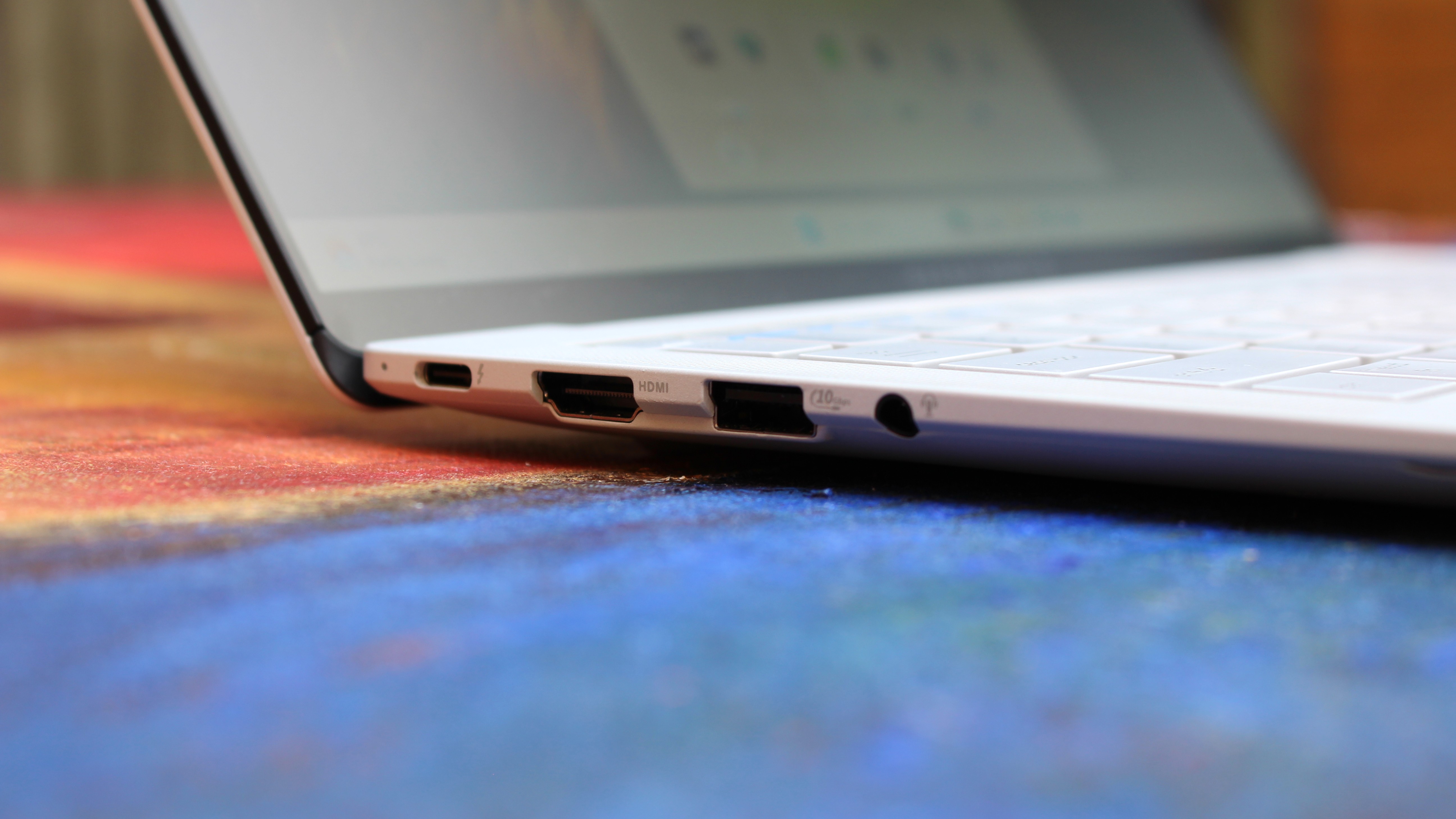 ASUS ExpertBook Ultra