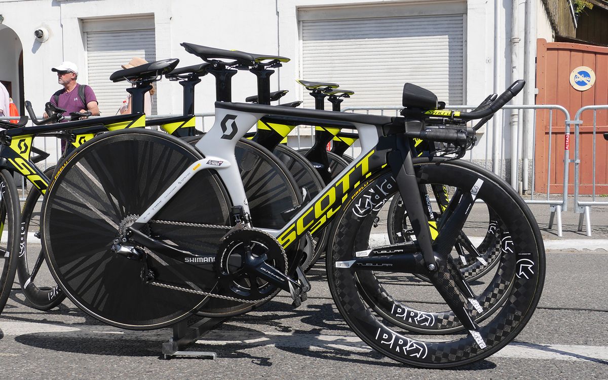 Simon Yates' Scott Plasma