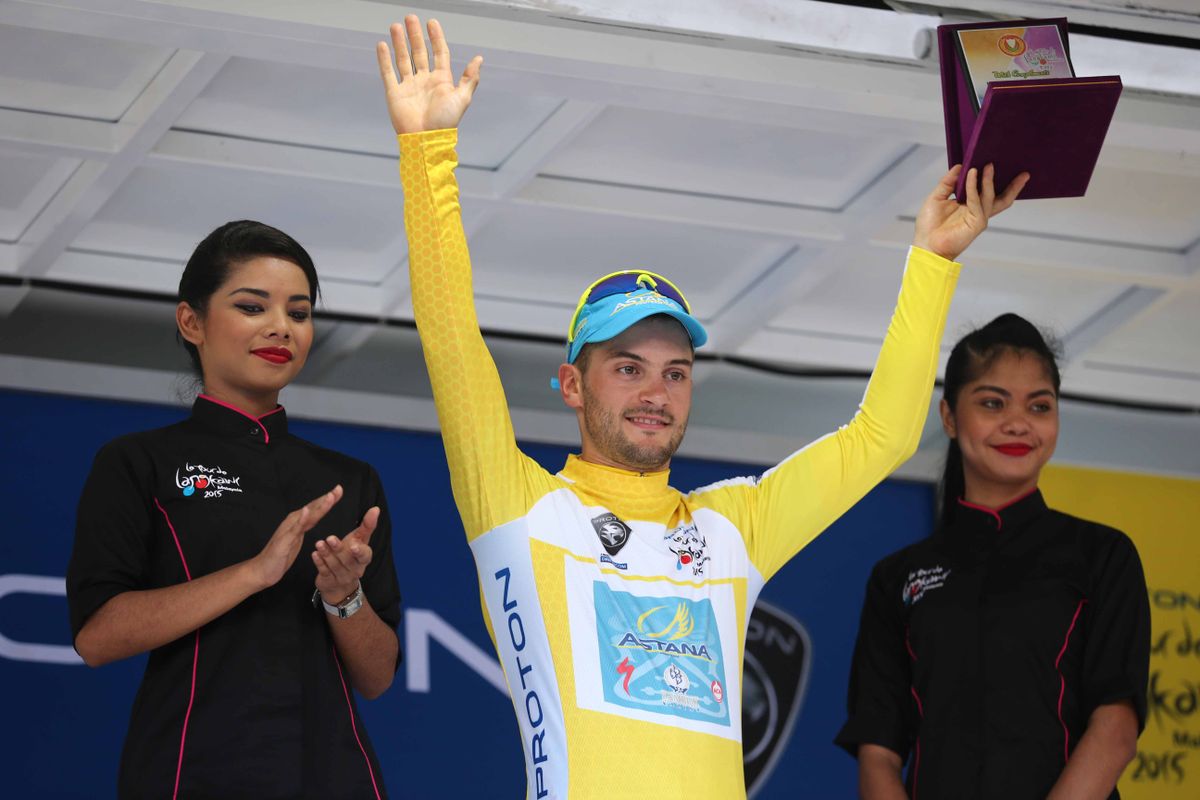 Andrea Guardini (Astana) in yellow