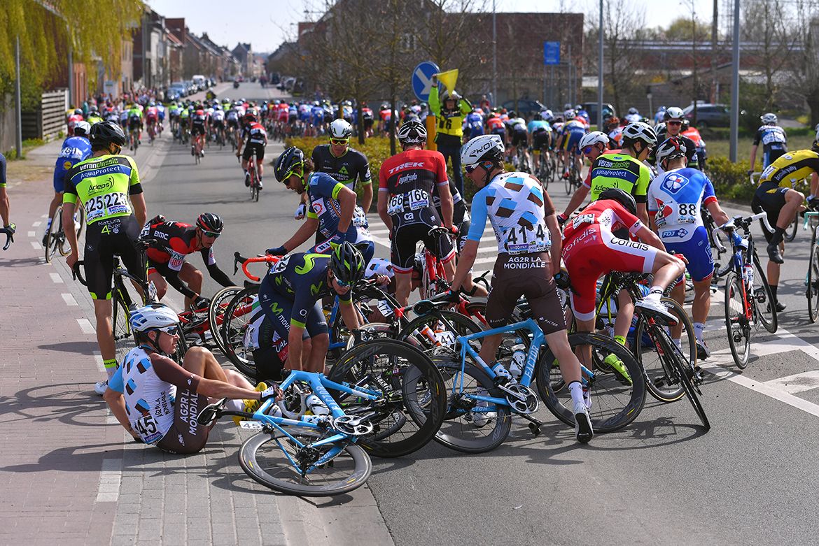 A pileup at Gent-Wevelgem