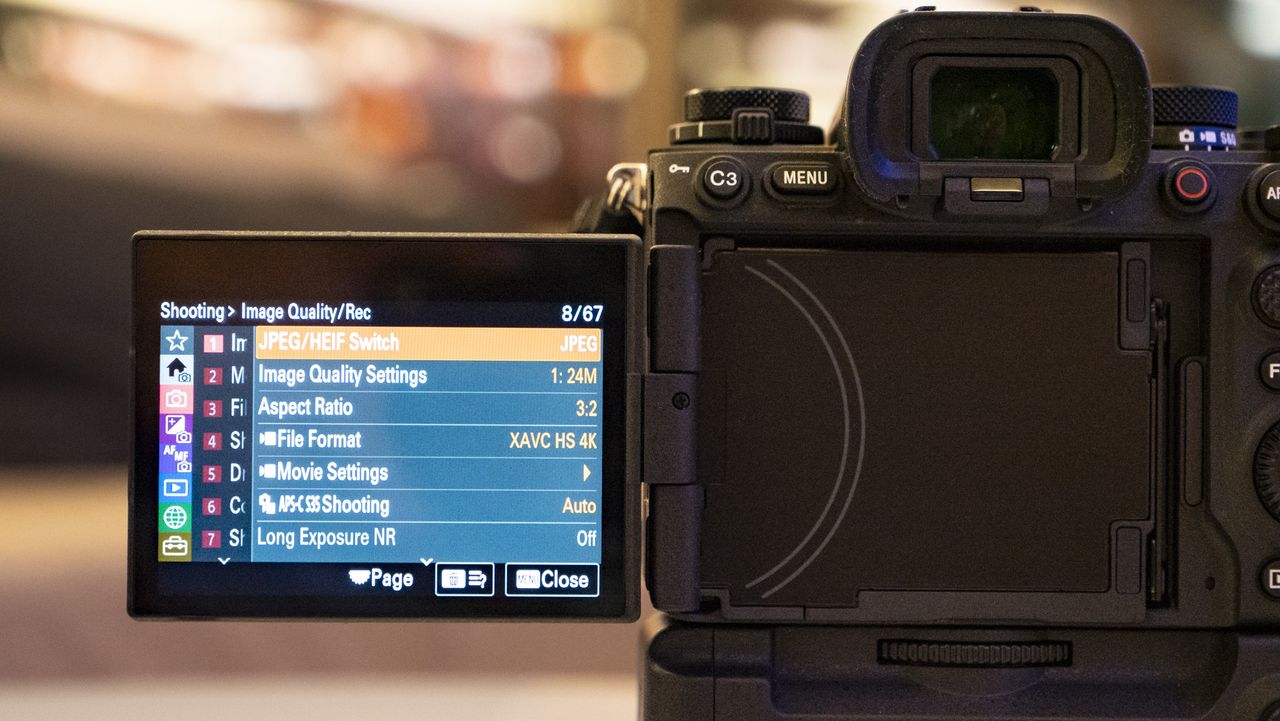 Rear LCD touchscreen of the Sony A9 III