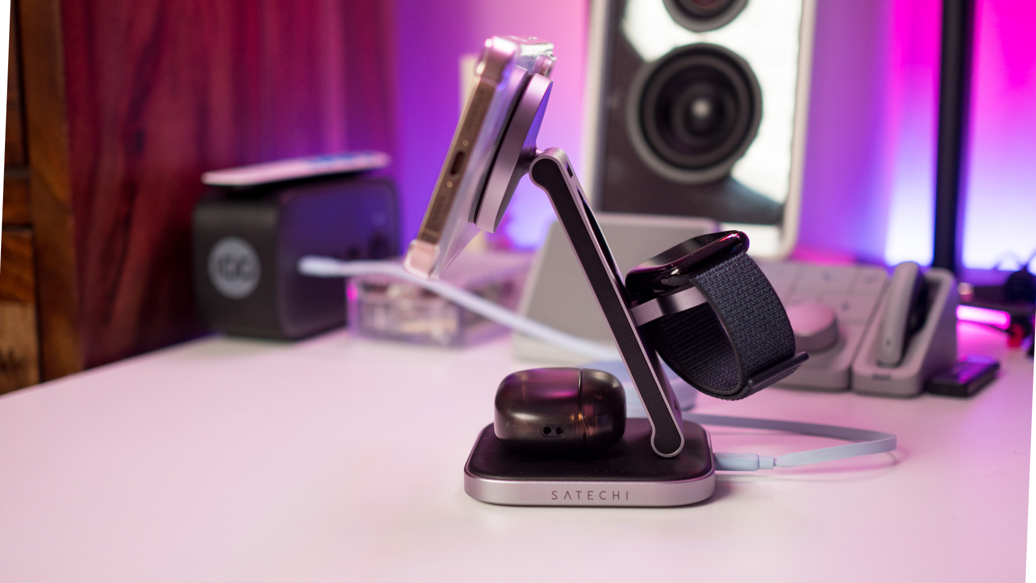 Satechi's Qi2 charging stands are perfect for the iPhone 16 (and your Android phone)