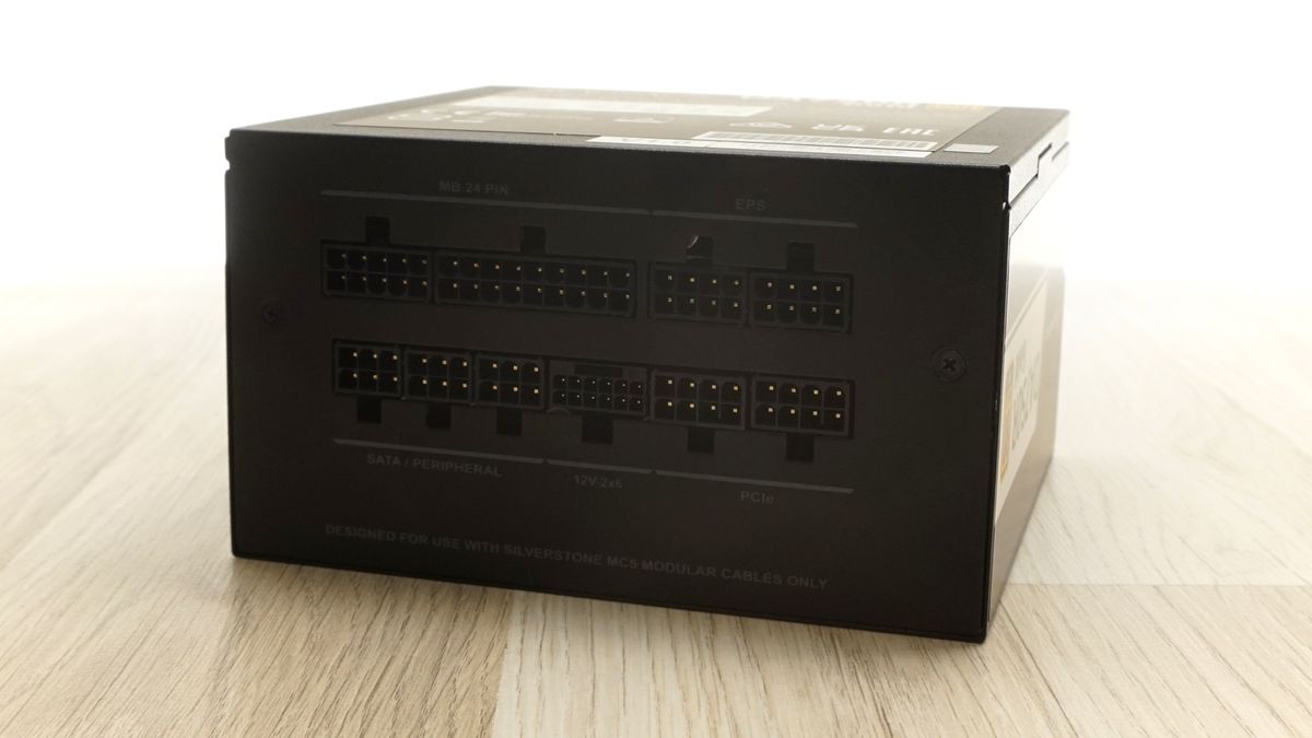SilverStone DA750R Gold PSU