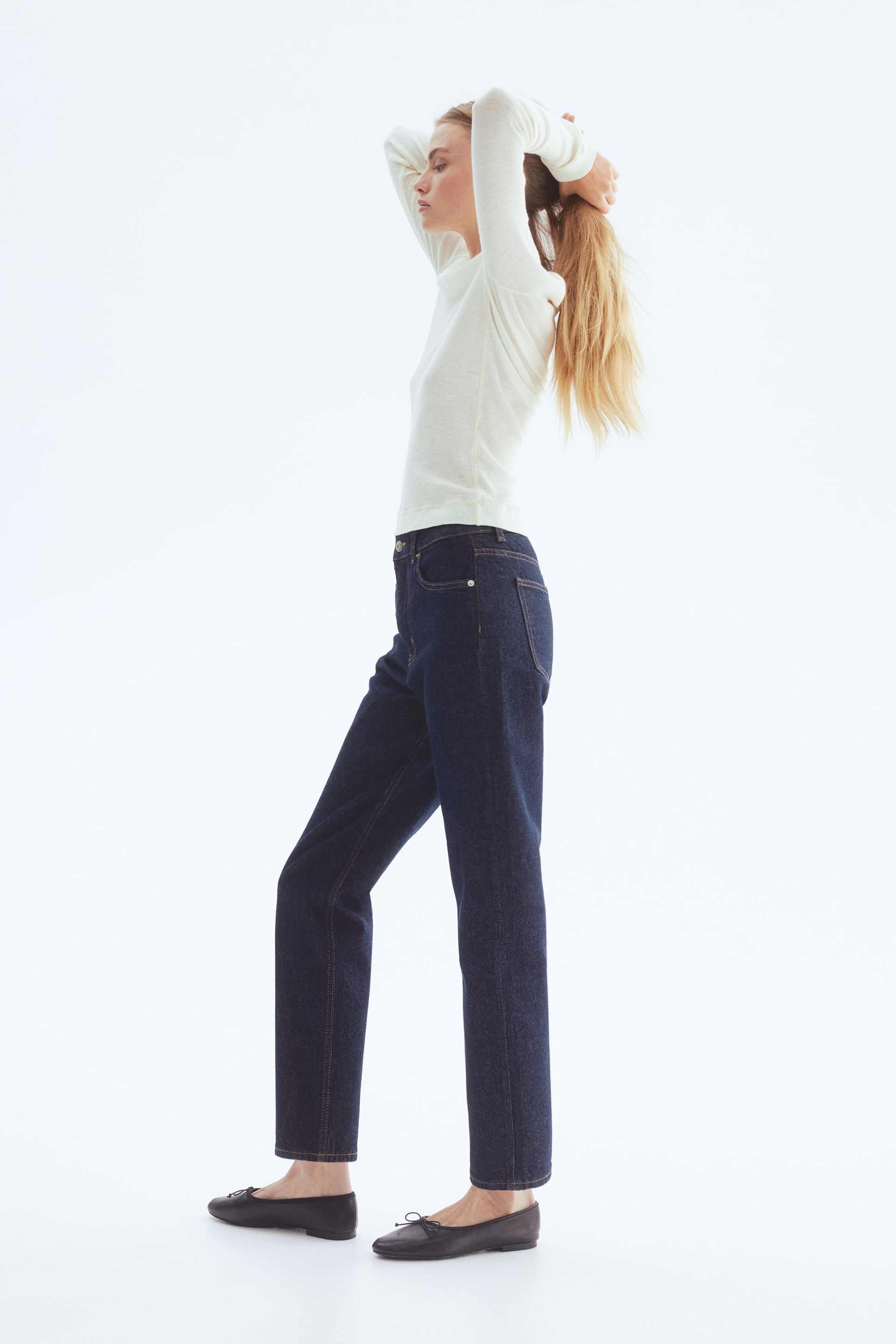 Mom Slim-Fit High-Waist Ankle Jeans - Black