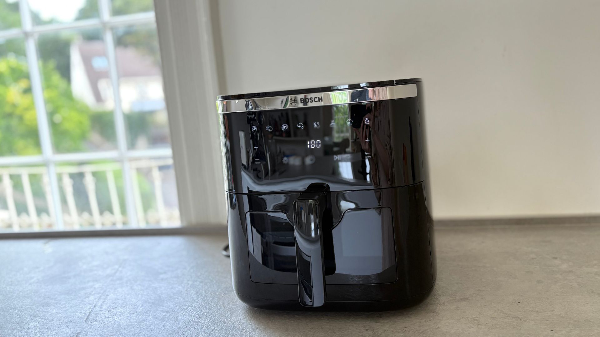 Bosch Series 6 Air Fryer on the counter