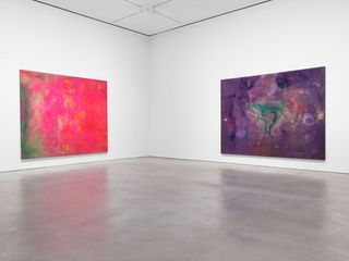 Installation view, ‘Frank Bowling – London / New York’, Hauser & New York, 22nd Street, 2021. © Frank Bowling.