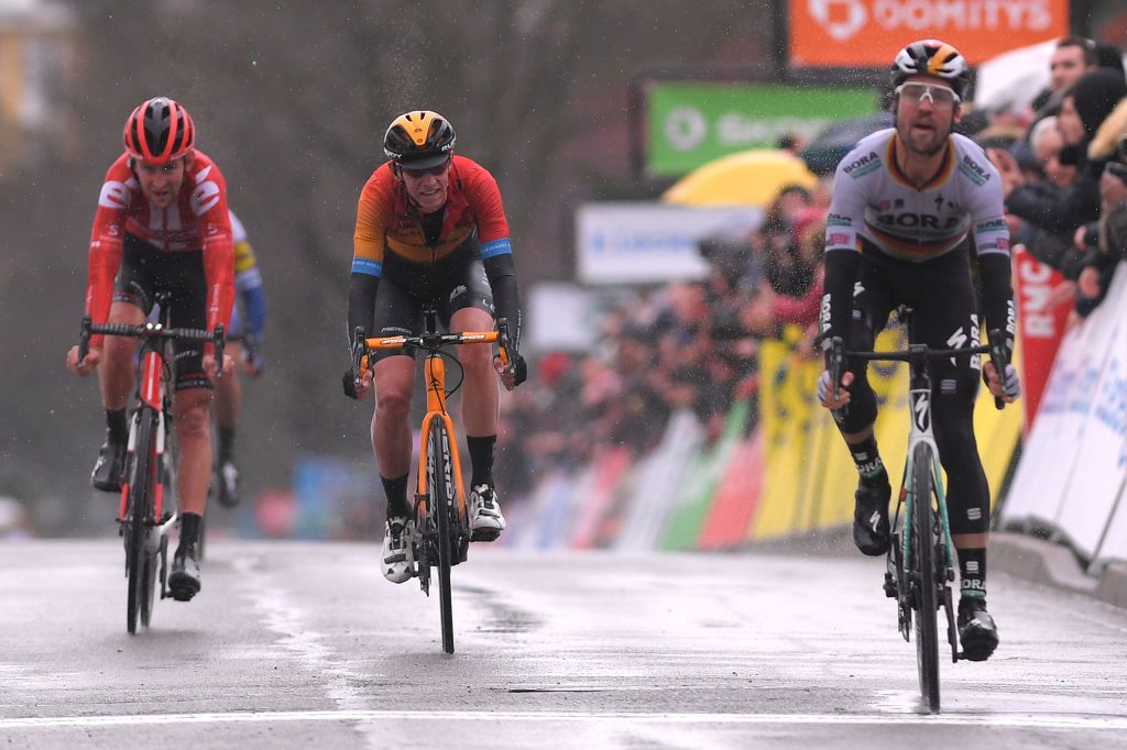 Maximilian Schachmann wins stage 1 at Paris-Nice