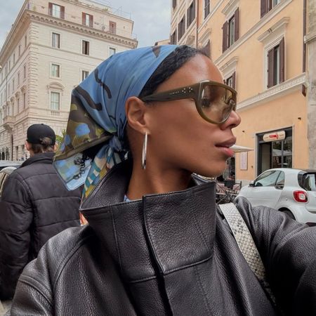 @fiahamelijnck wearing spring 2026 statement accessories