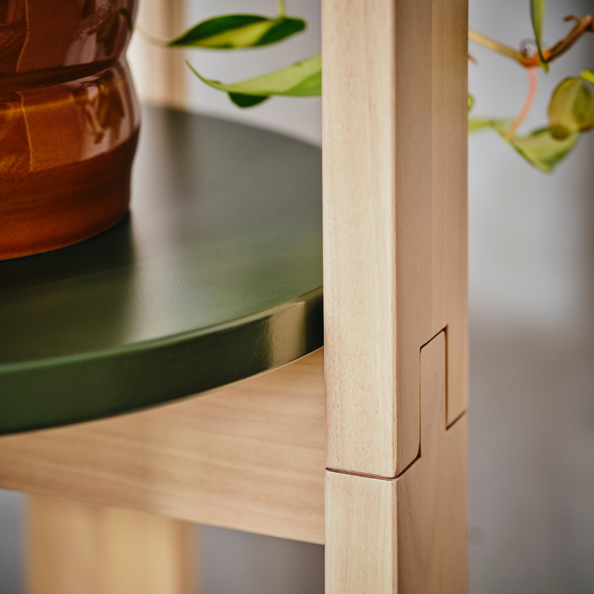 KOMPISH&amp;Auml;NG stools locked into a shelf