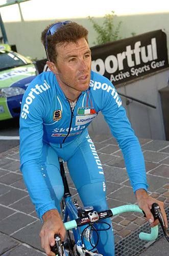 Luca Paolini rolls up