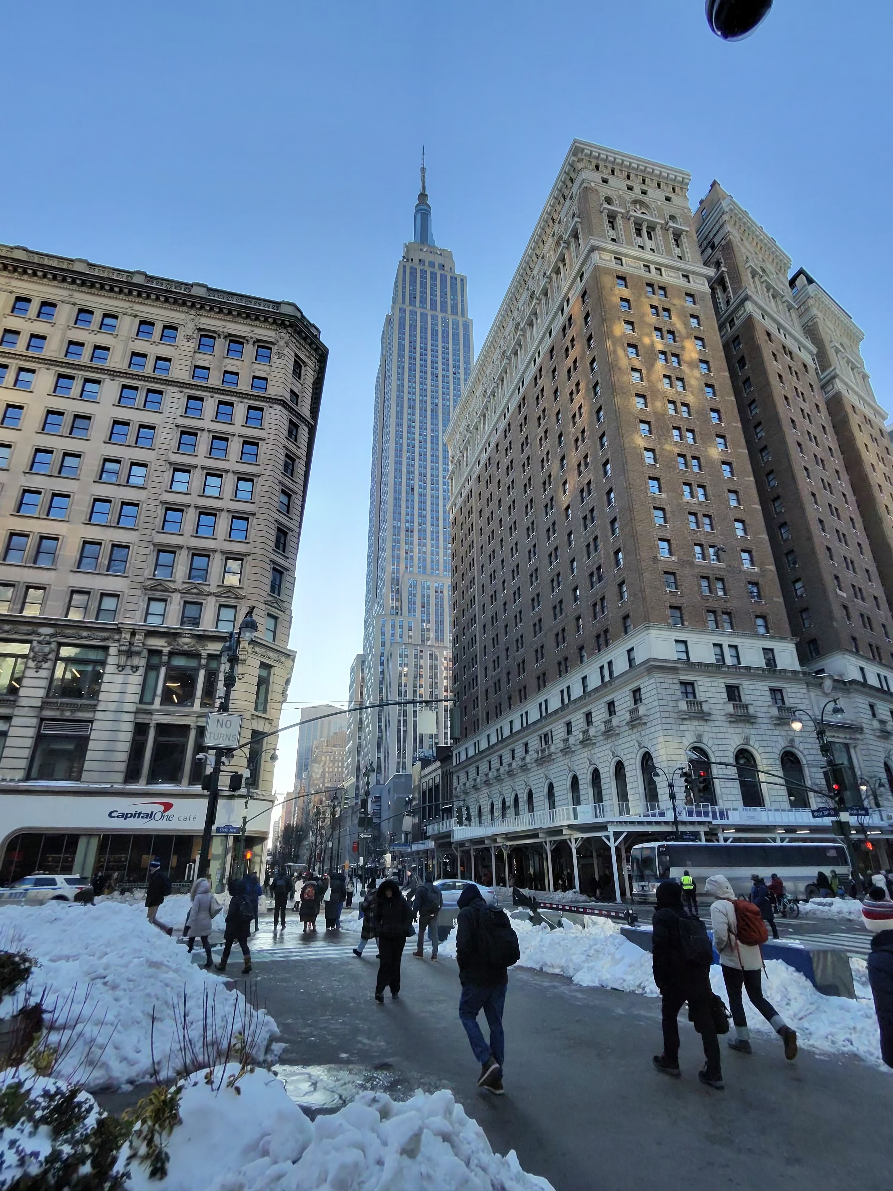 Ray-Ban Display photo of Empire State building