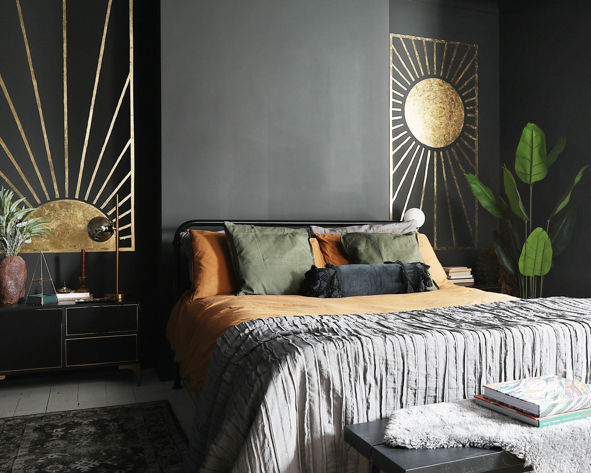 Rumah bersejarah Leila dan Joe dipenuhi cahaya dan warna