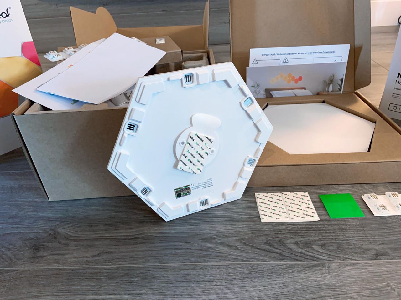 Nanoleaf Hexagons Review Unboxing