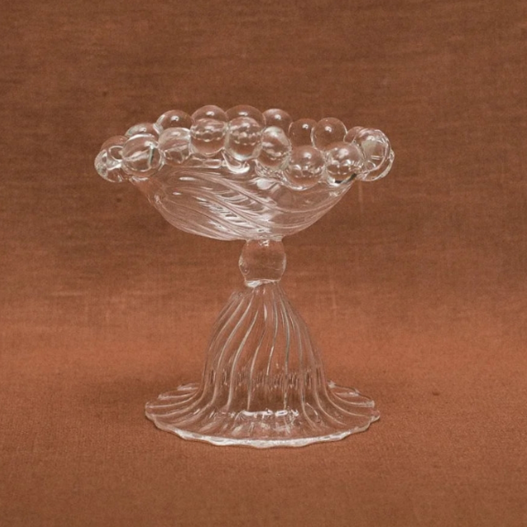 Wondering People, Pers&amp;eacute;phone Ashtray